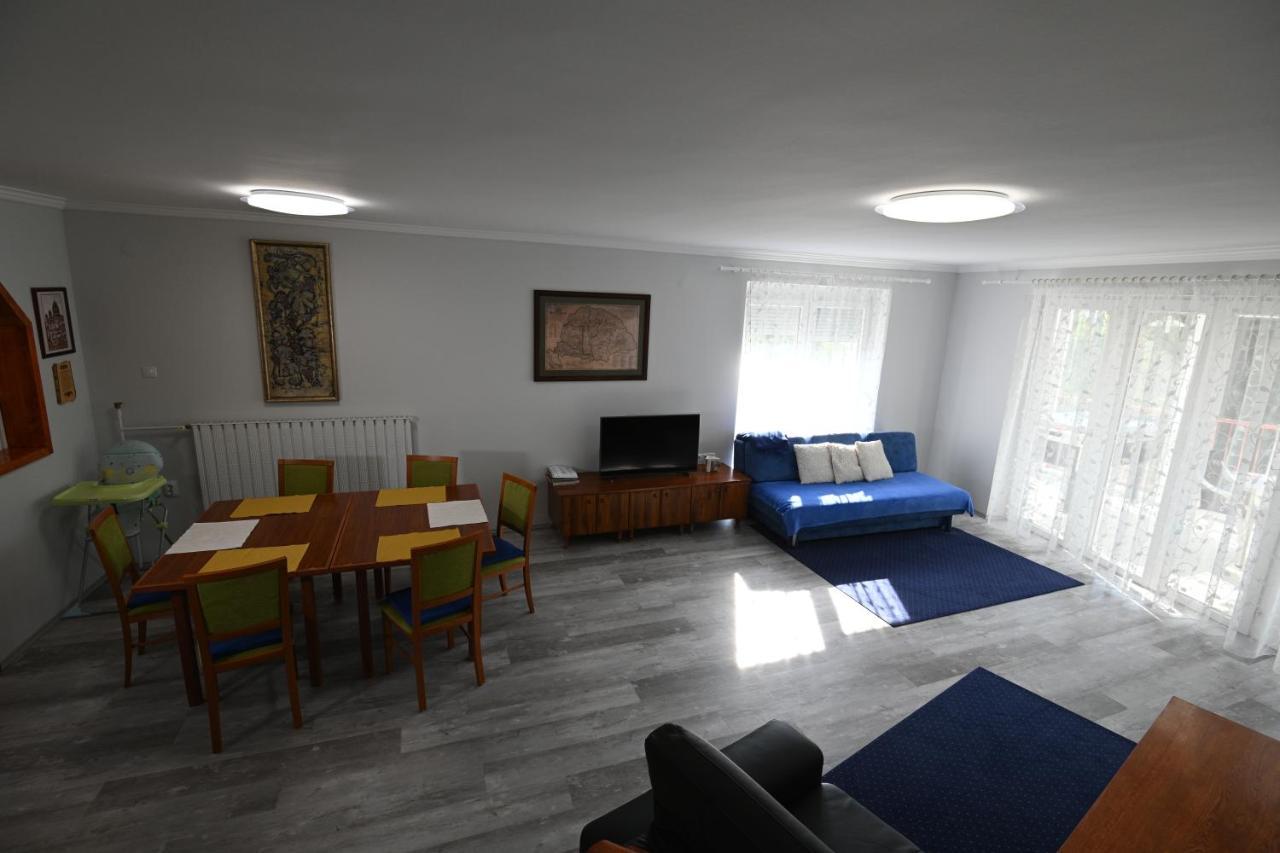 Borbarat Vendeghaz Villa Eger Exterior foto